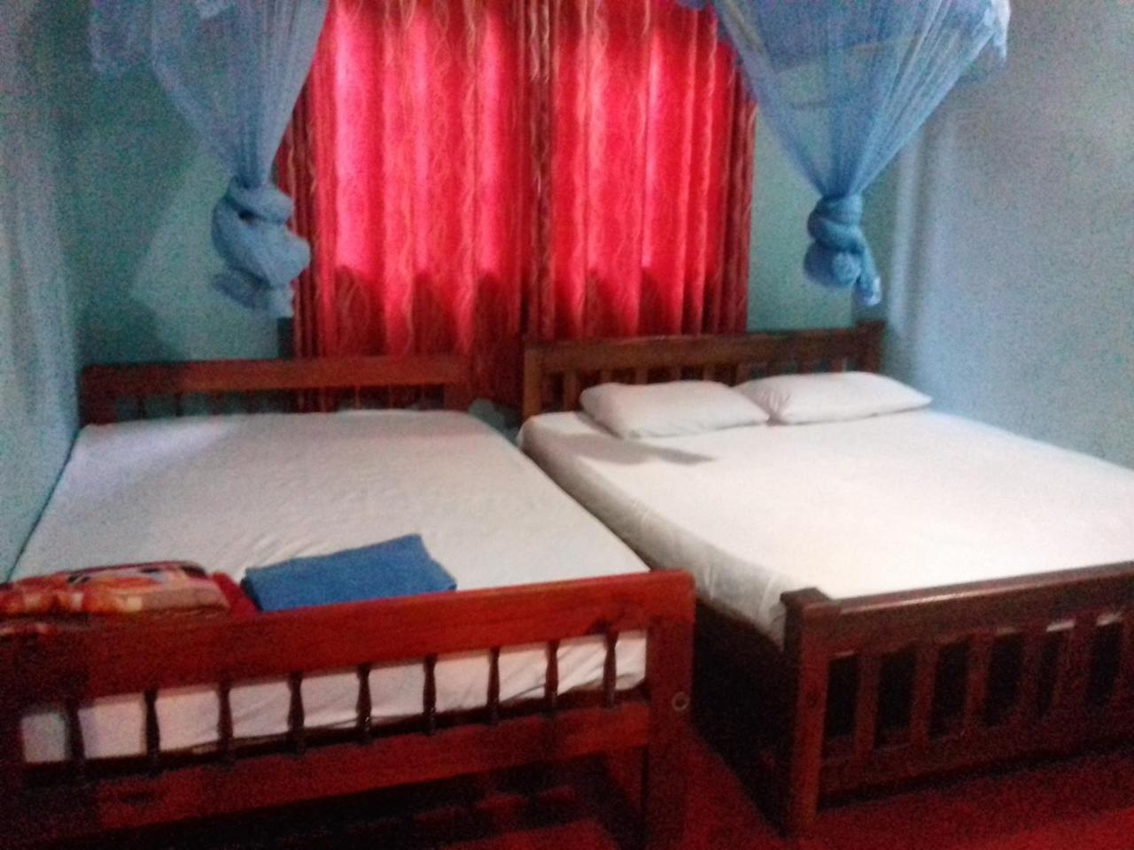 Thisal Guest House Polonnaruwa Exteriör bild